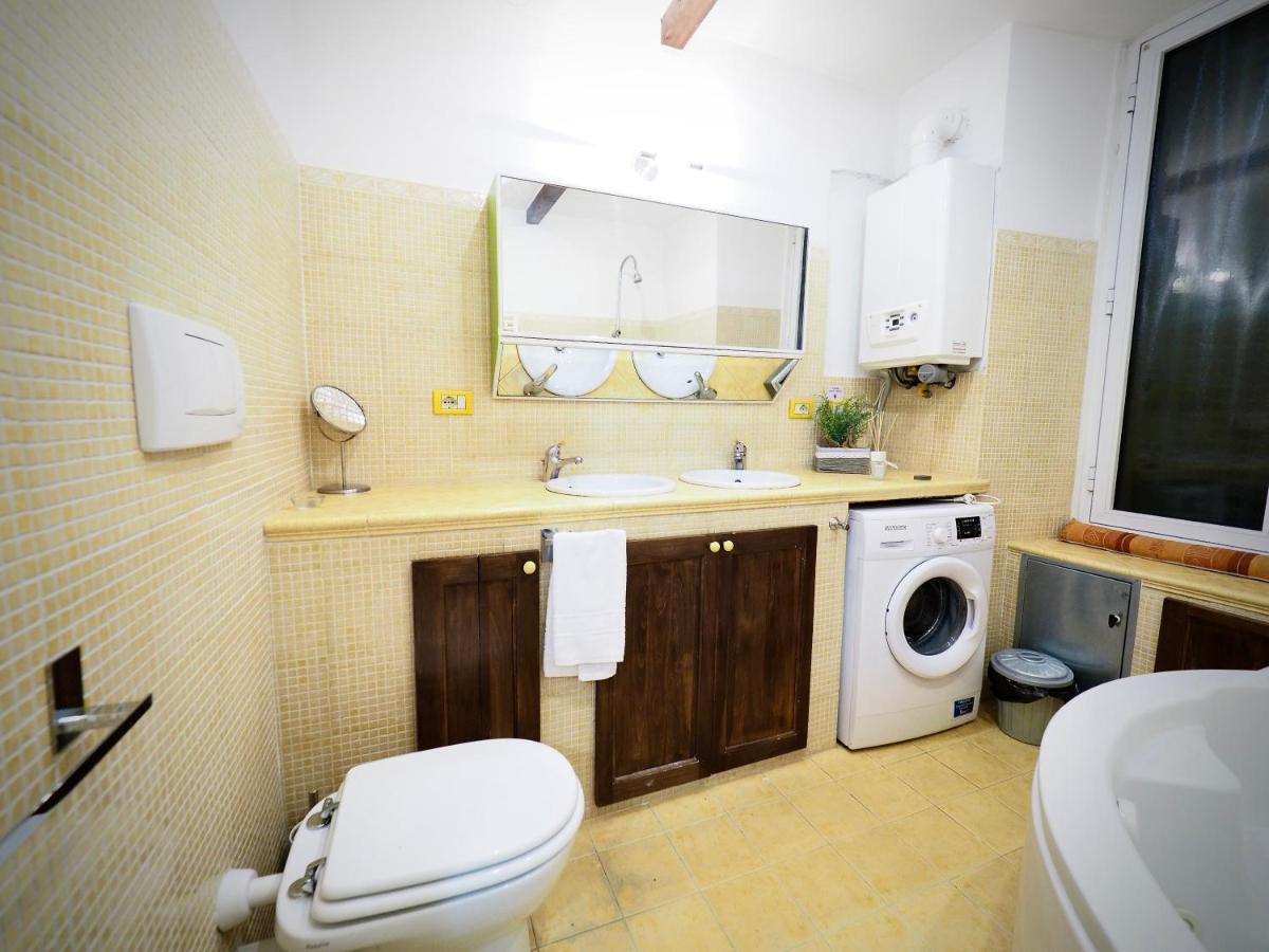 Dimora Delle Camelie Apartment เจนัว ภายนอก รูปภาพ