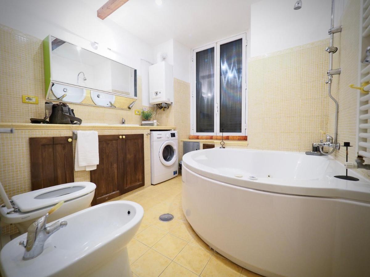 Dimora Delle Camelie Apartment เจนัว ภายนอก รูปภาพ